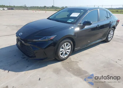 2025 Toyota Camry Le из США, поврежденный, VIN 4T1DAACK1SU039608